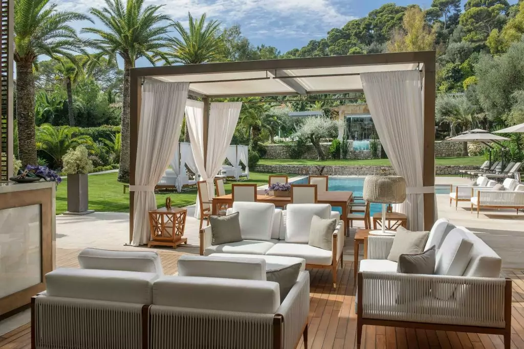 Where Can You Actually Unplug on the French Riviera Today?